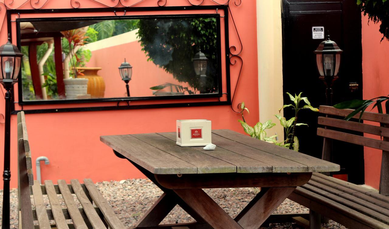Hotel Chez Jimmy ปอร์-ฌ็องตี ภายนอก รูปภาพ