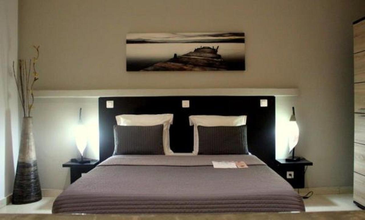 Hotel Chez Jimmy ปอร์-ฌ็องตี ภายนอก รูปภาพ
